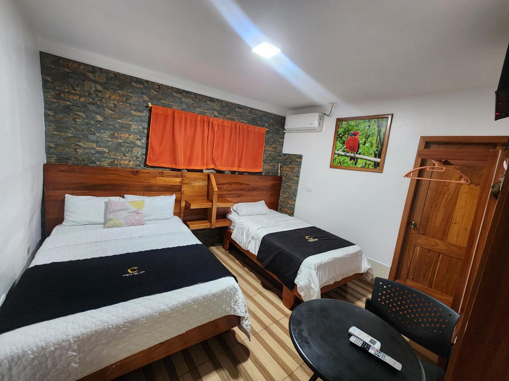 Costa Del Sol Hotell Puerto Ayora  Eksteriør bilde