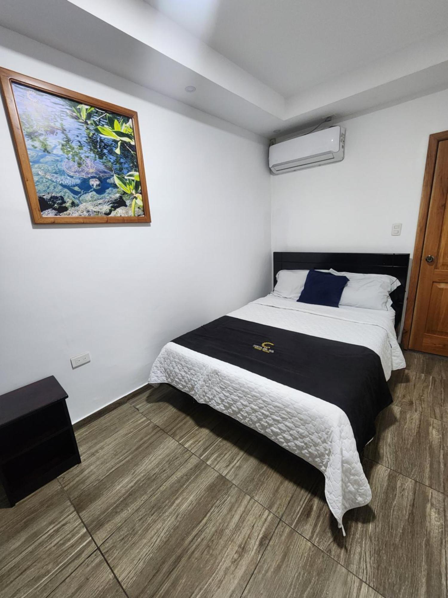 Costa Del Sol Hotell Puerto Ayora  Eksteriør bilde