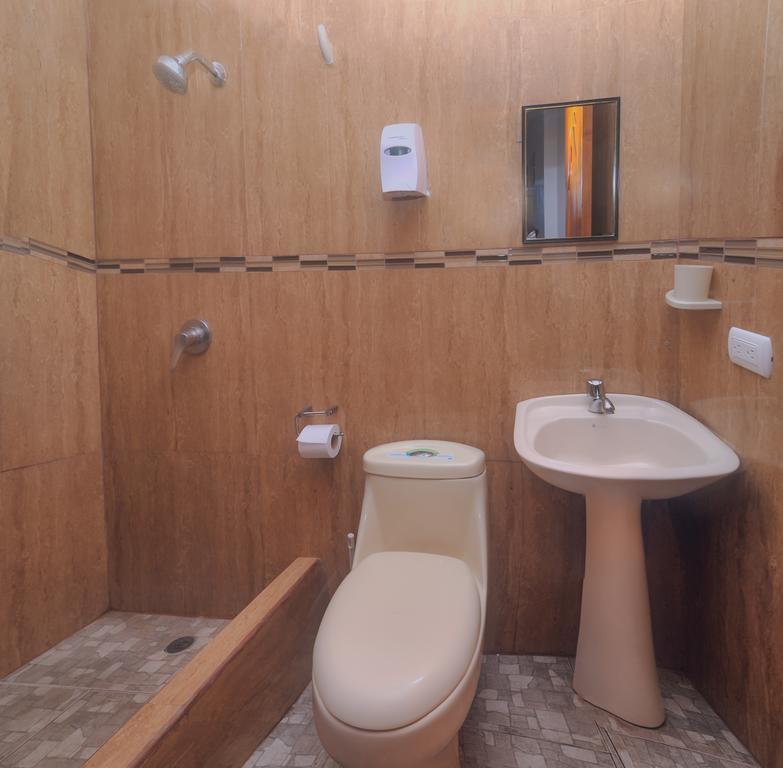 Costa Del Sol Hotell Puerto Ayora  Eksteriør bilde